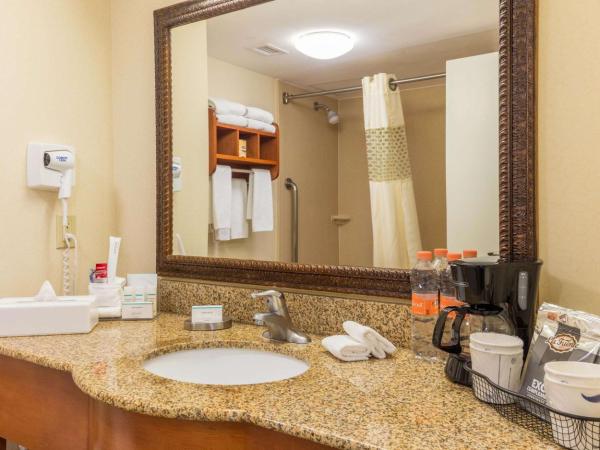 Hampton by Hilton Queretaro Tecnologico : photo 6 de la chambre chambre 2 lits queen-size - non-fumeurs