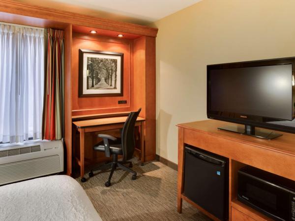 Hampton Inn Pittsburgh Greentree : photo 1 de la chambre chambre lit queen-size 