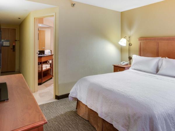 Hampton Inn Pittsburgh Greentree : photo 4 de la chambre chambre lit queen-size 