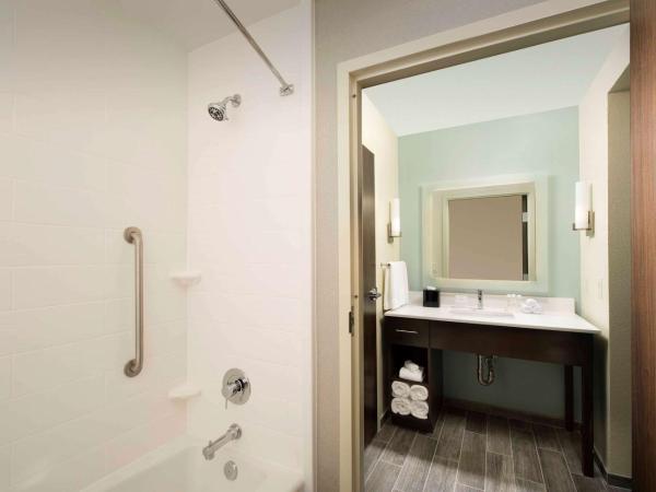 Homewood Suites San Antonio Airport : photo 6 de la chambre suite studio lit king-size - adaptée aux personnes malentendantes - non-fumeurs