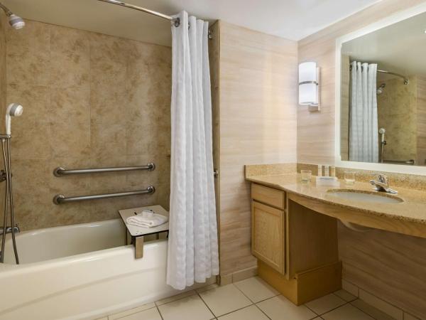Homewood Suites by Hilton Orlando-Nearest to Universal Studios : photo 4 de la chambre king suite with accessible tub - mobility and hearing access/non-smoking