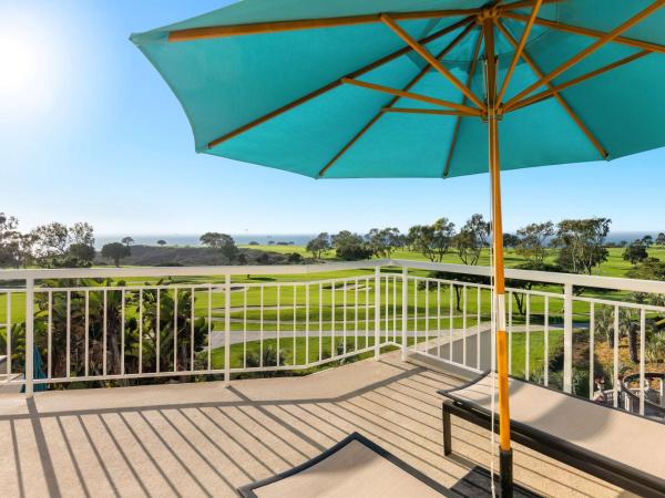 Hilton La Jolla Torrey Pines : photo 3 de la chambre king room with terrace and coastal golf view