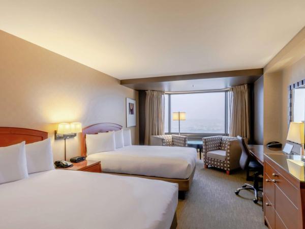 Hilton Parc 55 San Francisco Union Square : photo 1 de la chambre skyline view - two double beds hearing accessible