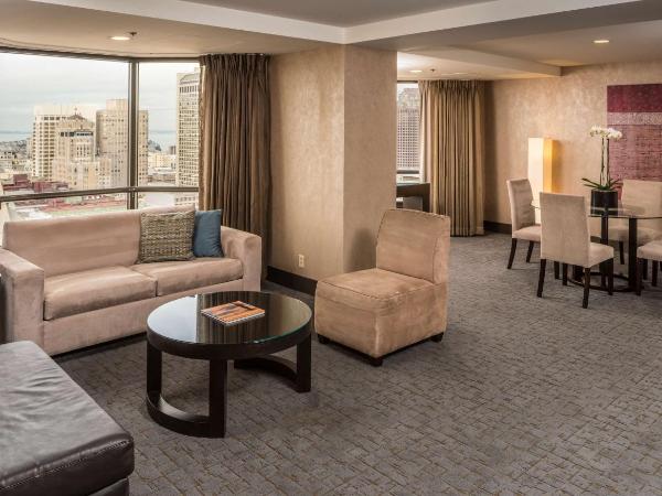 Hilton Parc 55 San Francisco Union Square : photo 3 de la chambre suite lit king-size - vue sur baie