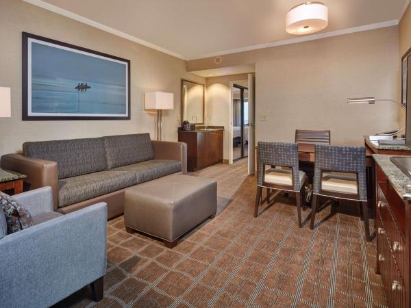 Embassy Suites by Hilton San Diego La Jolla : photo 1 de la chambre suite 1 chambre lit king-size