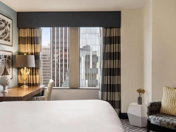 Hilton Motif Seattle : photo 6 de la chambre chambre lit queen-size - vue sur les toits