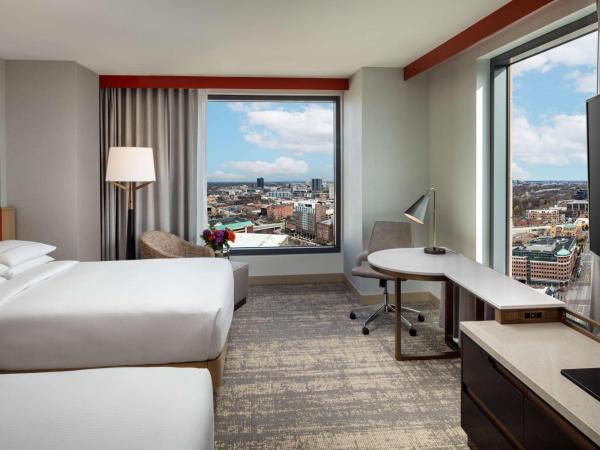 Hilton Columbus Downtown : photo 3 de la chambre chambre lit queen-size d'angle avec 2 lits queen-size