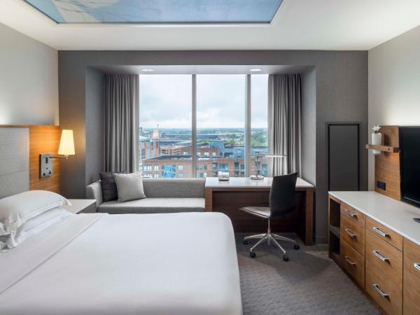 Hilton Columbus Downtown : photo 2 de la chambre chambre lit king-size