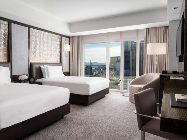 Waldorf Astoria Las Vegas : photo 1 de la chambre double room with two double beds and vegas strip view
