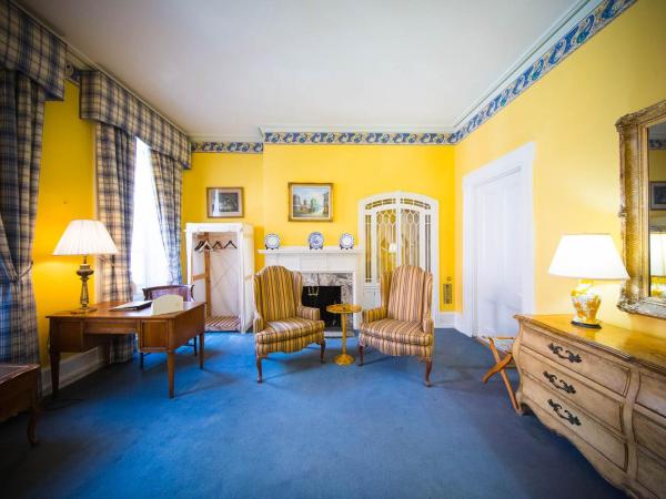 La Reserve Bed and Breakfast : photo 7 de la chambre chambre lit queen-size avec salle de bains commune n° 2