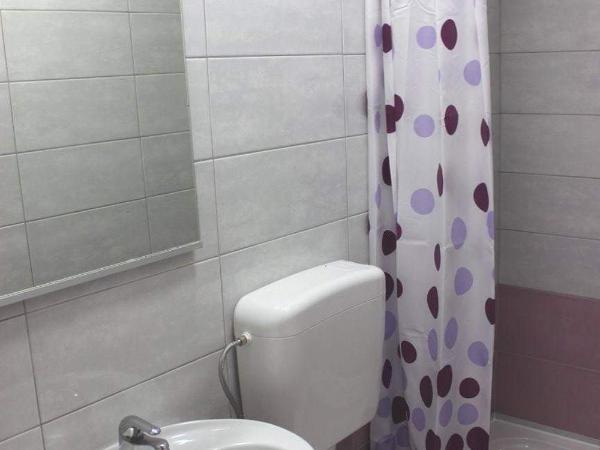 Apartments and rooms by the sea Brodarica, Sibenik - 21536 : photo 4 de la chambre chambre triple