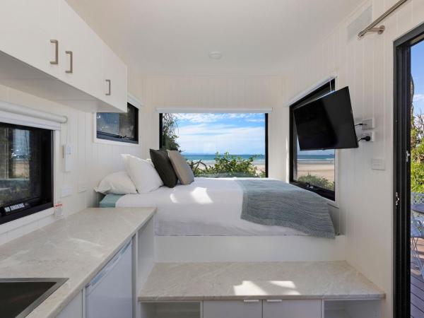 Reflections Byron Bay - Holiday Park : photo 5 de la chambre premium tiny home - sleeps 2 - ocean view