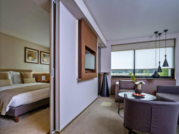 Crowne Plaza Geneva, an IHG Hotel : photo 7 de la chambre suite 1 chambre 