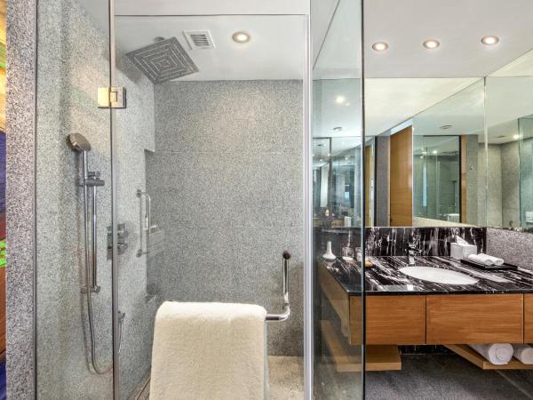 DoubleTree by Hilton Ahmedabad : photo 3 de la chambre chambre lit king-size deluxe