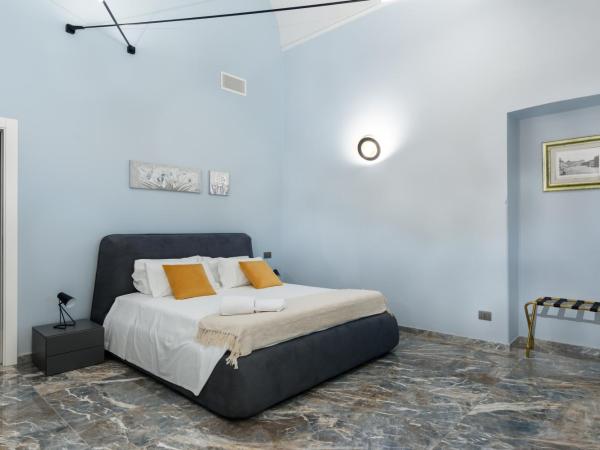 Q71 TIMELESS SUITES : photo 5 de la chambre suite supérieure lit king-size