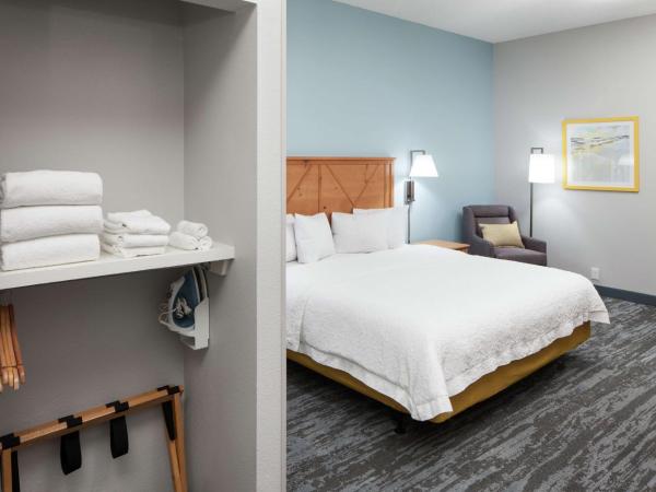 Hampton Inn Austin NW near The Domain : photo 1 de la chambre chambre lit king-size - accessible aux personnes à mobilité réduite - non-fumeurs 