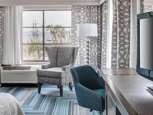 Hampton Inn San Diego Downtown : photo 1 de la chambre suite 1 chambre lit king-size - non-fumeurs