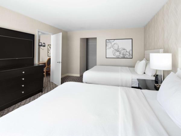 DoubleTree Suites by Hilton Charlotte/SouthPark : photo 8 de la chambre suite 2 chambres lit queen-size