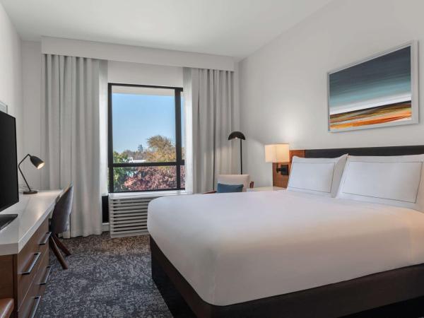 Tapestry By Hilton The Fort Sutter Hotel Sacramento, Ca : photo 3 de la chambre chambre lit king-size