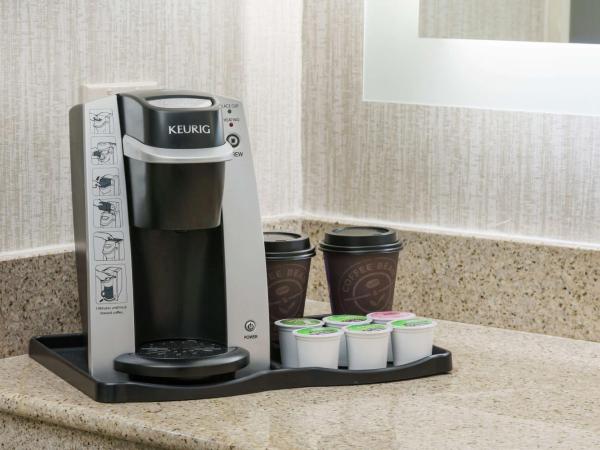 DoubleTree by Hilton Colorado Springs : photo 4 de la chambre chambre avec 2 grands lits queen-size