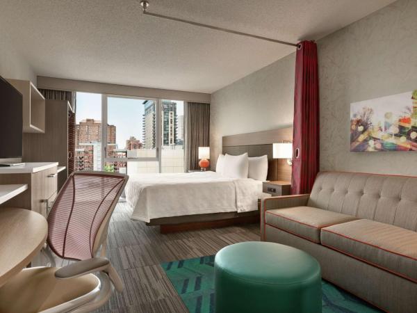 Home2 Suites By Hilton Chicago River North : photo 2 de la chambre suite studio lit king-size - vue sur ville