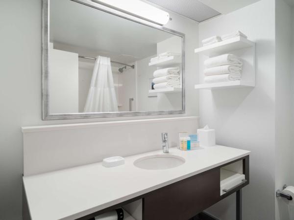 Hampton Inn Philadelphia Center City-Convention Center : photo 4 de la chambre chambre lit king-size - non-fumeurs