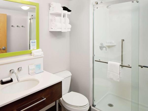 Hampton Inn & Suites Houston-Medical Center-NRG Park : photo 3 de la chambre chambre lit king-size