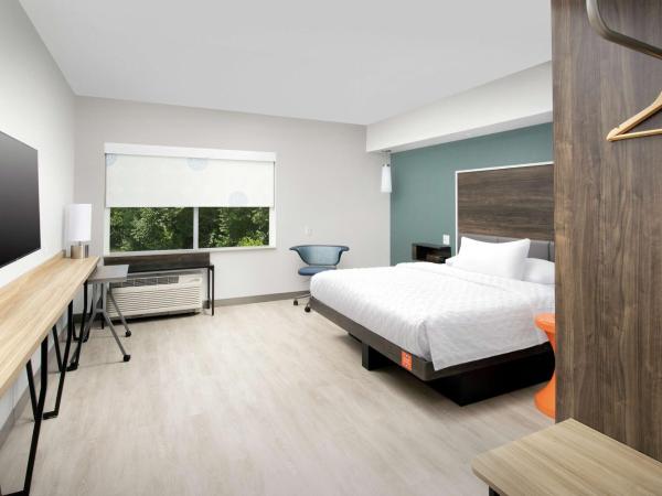 Tru By Hilton Louisville East Ky : photo 4 de la chambre chambre lit king-size avec baignoire accessible aux personnes à mobilité réduite - adaptée aux personnes à mobilité réduite