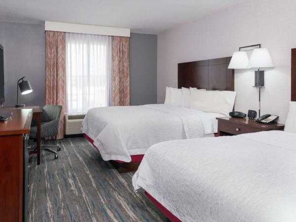 Hampton Inn & Suites Orlando Airport at Gateway Village : photo 2 de la chambre chambre 2 lits queen-size - non-fumeurs