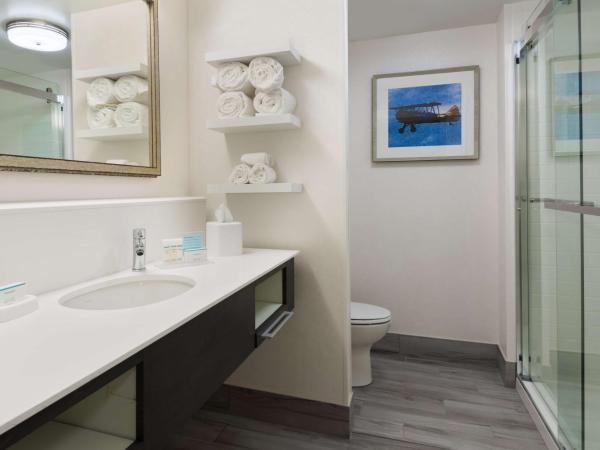 Hampton Inn & Suites Tampa Airport Avion Park Westshore : photo 4 de la chambre suite studio lit king-size - non-fumeurs