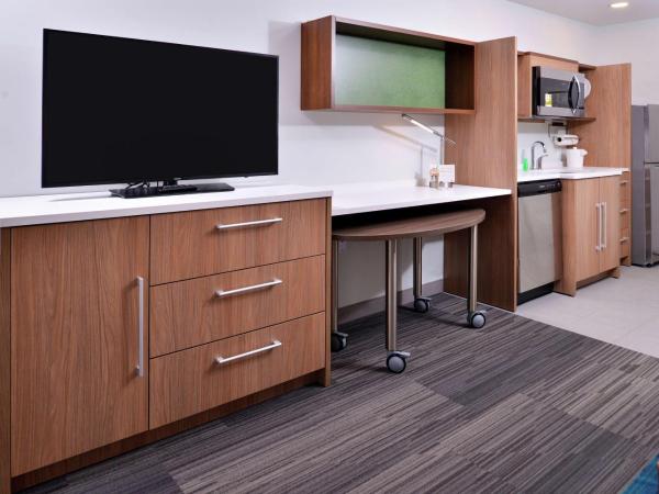 Home2 Suites By Hilton Tampa Downtown Channel District : photo 4 de la chambre suite studio lit king-size