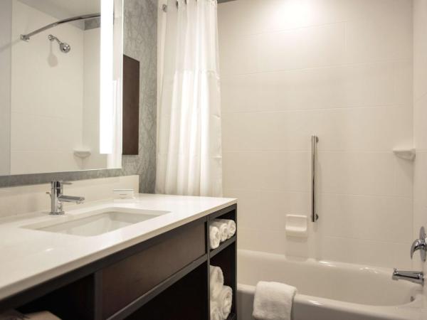 Hilton Garden Inn Louisville Mall Of St. Matthews : photo 4 de la chambre chambre avec 2 grands lits queen-size