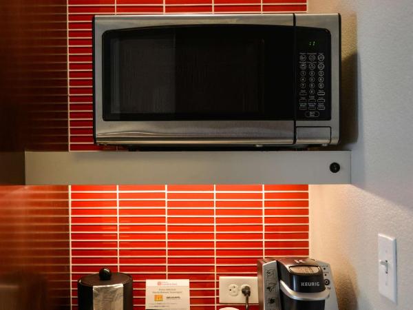 Hilton Garden Inn Louisville Mall Of St. Matthews : photo 3 de la chambre chambre lit king-size