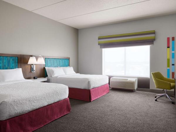 Hampton Inn Indianapolis Northwest - Park 100 : photo 2 de la chambre chambre 2 lits queen-size - accessible aux personnes à mobilité réduite et adaptée aux personnes malentendantes - non-fumeurs