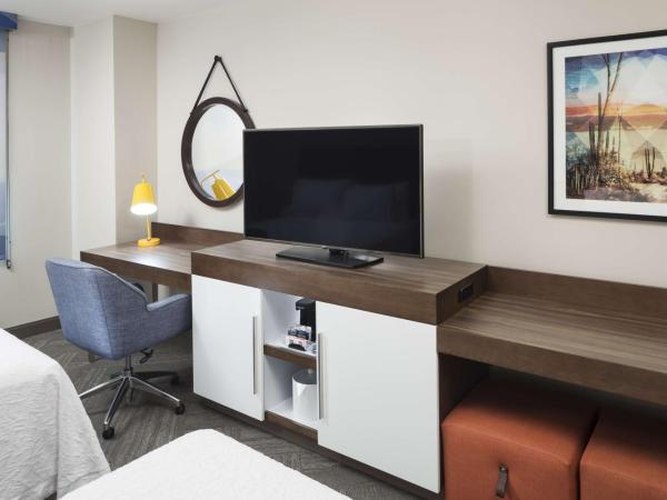 Hampton Inn & Suites Phoenix Downtown : photo 3 de la chambre chambre 2 lits queen-size - non-fumeurs