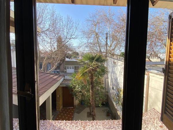 Open House Hostel : photo 3 de la chambre chambre triple basique avec salle de bains commune