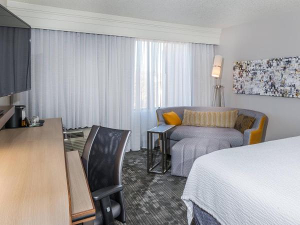 Courtyard by Marriott Nashville at Opryland : photo 2 de la chambre chambre lit king-size