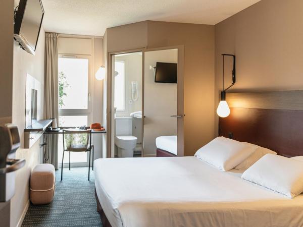 Kyriad Metz Centre - Restaurant Moze : photo 1 de la chambre chambre double