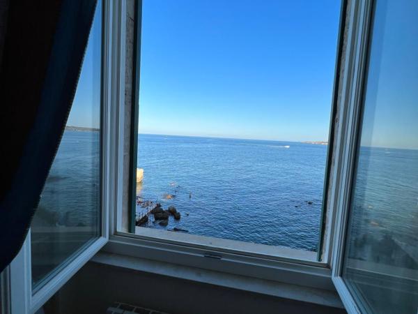Hotel Ortigia Royal Suite : photo 5 de la chambre suite supérieure - vue sur mer
