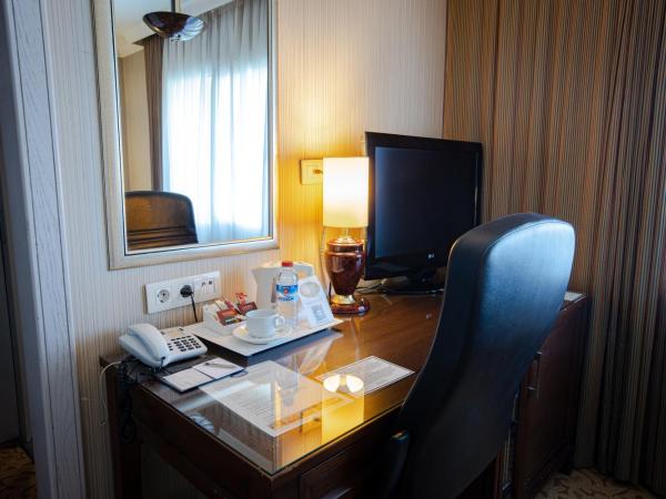 Buyukhanli Park Hotel : photo 4 de la chambre chambre double ou lits jumeaux supérieure