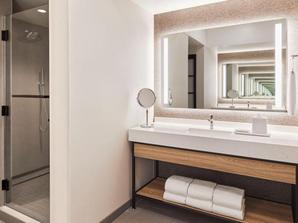 Sheraton Phoenix Downtown : photo 4 de la chambre governor suite, club level, 1 bedroom presidential suite