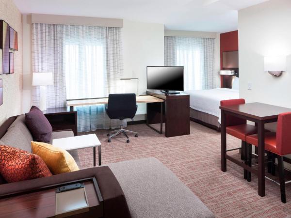 Residence Inn by Marriott Near Universal Orlando : photo 1 de la chambre studio lit king-size avec canapé-lit