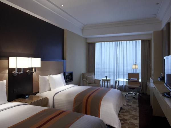 Courtyard by Marriott Shanghai Central : photo 3 de la chambre chambre lits jumeaux premier avec 2 lits simples - vue sur ville