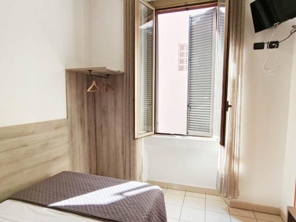 Hotel Mondial : photo 1 de la chambre chambre simple