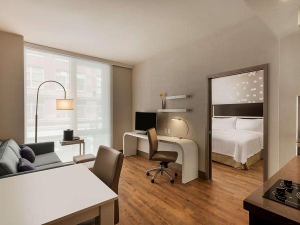 Homewood Suites Midtown Manhattan Times Square South : photo 1 de la chambre suite 1 chambre lit king-size - non-fumeurs