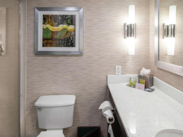 DoubleTree by Hilton Hotel Jacksonville Airport : photo 4 de la chambre chambre avec 2 grands lits queen-size