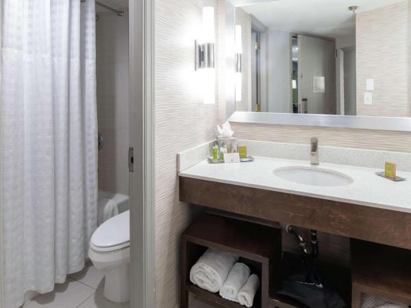 DoubleTree by Hilton Hotel Jacksonville Airport : photo 4 de la chambre suite studio lit king-size