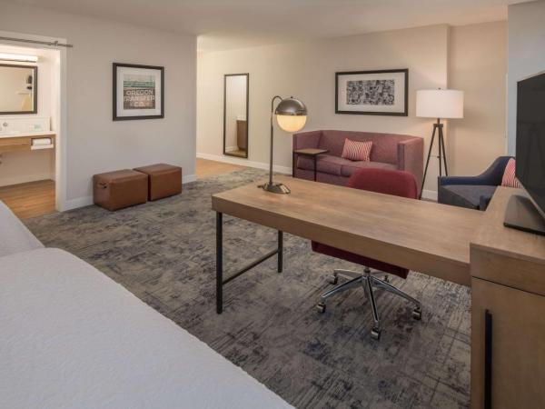 Hampton Inn And Suites By Hilton Portland-Pearl District : photo 1 de la chambre studio queen avec 2 lits queen-size - non-fumeurs