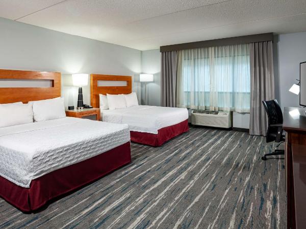 Hampton Inn & Suites St. Louis at Forest Park : photo 2 de la chambre chambre avec 2 lits queen-size - accessible aux personnes à mobilité réduite - non-fumeurs