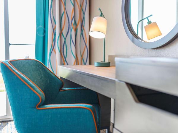 Hampton Inn Virginia Beach Oceanfront North : photo 1 de la chambre chambre queen avec 2 lits queen-size - côté océan - non-fumeurs